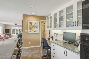 105 Laurel Ct, Pine Knoll Shores, NC 28512 - Photo 23