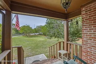 105 Laurel Ct, Pine Knoll Shores, NC 28512 - Photo 5