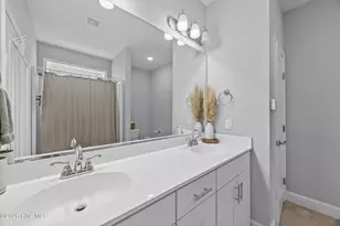 2120 Blue Bonnet Cir, Castle Hayne, NC 28429 - Photo 17