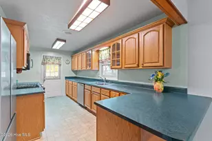 1335 N Rdg St, Southern Pines, NC 28387 - Photo 3