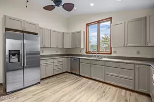 503 Fern Creek Ln, Carolina Beach, NC 28428 - Photo 5