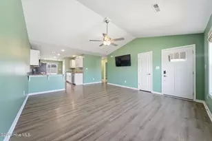 700 Discovery Cove, Newport, NC 28570 - Photo 3
