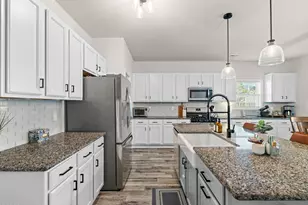 264 E Red Head Cir, Sneads Ferry, NC 28460 - Photo 15