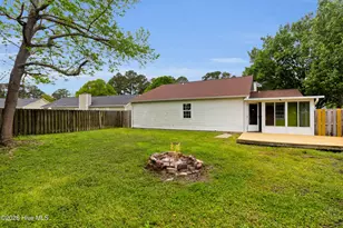 308 Running Rd, Jacksonville, NC 28546 - Photo 17