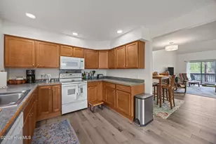 53A Cardinal Dr, Whispering Pines, NC 28327 - Photo 5