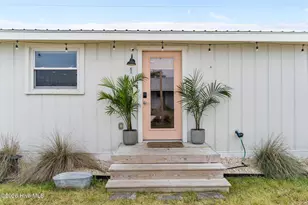 636 & 644 S Third Ave, Kure Beach, NC 28449 - Photo 27