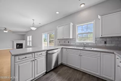 106 Bobwhite Circle, Cape Carteret, NC 28584 - Photo 17