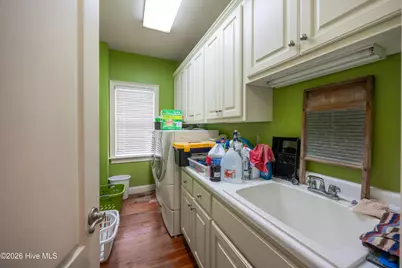 507 N Ingold Avenue, Garland, NC 28441 - Photo 37