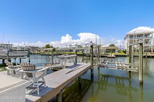 524 N Kinston Ave, Atlantic Beach, NC 28512 - Photo 35