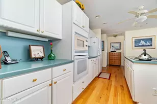 6042 Dolphin Rd, Oriental, NC 28571 - Photo 17