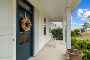 303 Bogue Watch Dr, Newport, NC 28570 - Photo 9