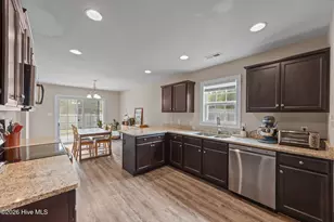 1007 Spot Cir, New Bern, NC 28562 - Photo 13