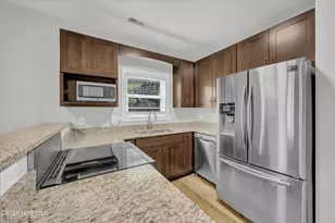 3234 Belmont Cir, Wilmington, NC 28405 - Photo 9