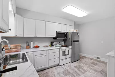 304 Parkway Drive, Wilmington, NC 28409 - Photo 13