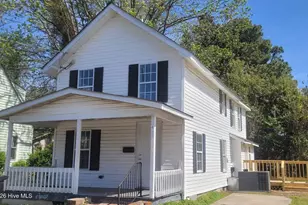 420 Perry St, Elizabeth City, NC 27909 - Photo 1