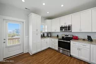 9021 W 9th St, Surf City, NC 28445 - Photo 17