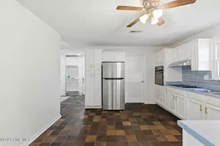 317 Tower Dr, Jacksonville, NC 28546 - Photo 9