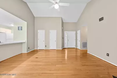 118 Kensington Way, Aberdeen, NC 28315 - Photo 13