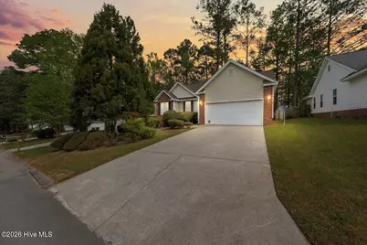 118 Kensington Way, Aberdeen, NC 28315 - Photo 1