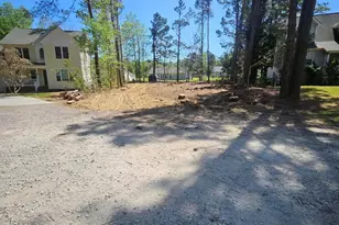 304 Lakeview Ct, Sneads Ferry, NC 28460 - Photo 1