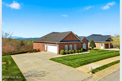 416 Huntington Woods Drive N, Lenoir, NC 28645 - Photo 37
