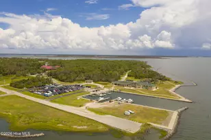 117 Sandfiddler Ln, Harkers Island, NC 28531 - Photo 67