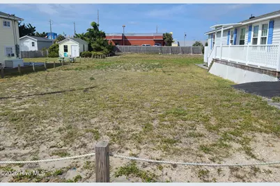 308 W Bogue Boulevard, Atlantic Beach, NC 28512 - Photo 3