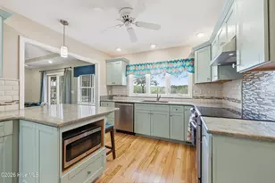 265 Creek View Dr, Sunset Beach, NC 28468 - Photo 9