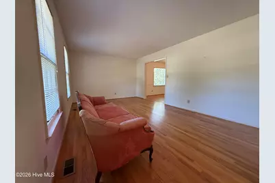 907 Chestnut Drive, Smithfield, NC 27577 - Photo 13