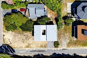 3929 W Dolphin Dr, Oak Island, NC 28465 - Photo 45
