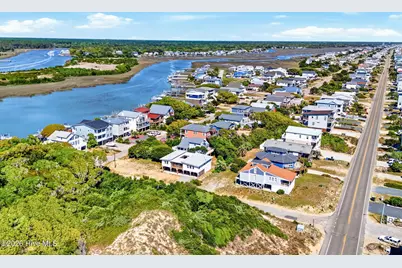 3929 W Dolphin Drive, Oak Island, NC 28465 - Photo 43