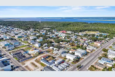 134 S Fourth Avenue, Kure Beach, NC 28449 - Photo 3