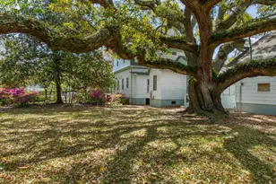 301 E Moore St, Southport, NC 28461 - Photo 7