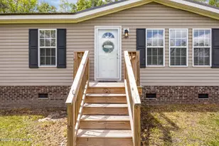7033 Gum Branch Rd, Richlands, NC 28574 - Photo 5