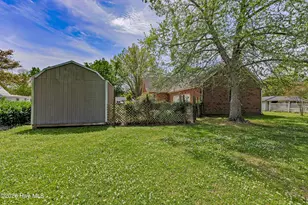 312 W Quinn St, Beulaville, NC 28518 - Photo 43