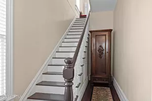 227 New St, New Bern, NC 28560 - Photo 5