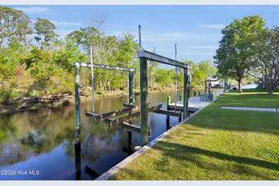 2418 Turtle Bay Drive, New Bern, NC 28562 - Photo 43