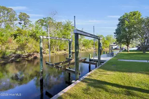 2418 Turtle Bay Dr, New Bern, NC 28562 - Photo 43