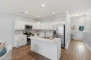 310 S Stingray Ln, Sneads Ferry, NC 28460 - Photo 7