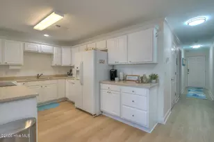 105 SE 58th St, Oak Island, NC 28465 - Photo 9