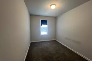 210 Shallowbag Bay Ln, Jacksonville, NC 28546 - Photo 15