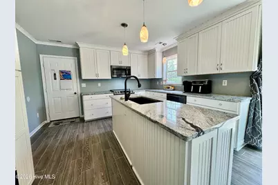 2007 Melodie Lane, Morehead City, NC 28557 - Photo 5