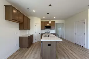 145 Longfield Ct, Dunn, NC 28334 - Photo 3