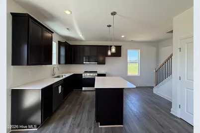140 Longfield Court, Dunn, NC 28334 - Photo 3