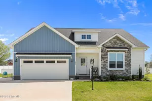 231 Eureka Ave, Washington, NC 27889 - Photo 1
