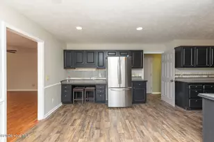 112 Shadywood Ct, West End, NC 27376 - Photo 7
