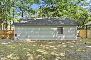 106 New Bern St, Wilmington, NC 28403 - Photo 29
