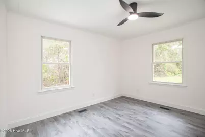 213 Russell Street, Beaufort, NC 28516 - Photo 23