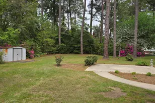 346 Pinecrest Dr, Chadbourn, NC 28431 - Photo 11