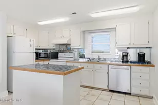 1005 N Anderson Blvd, Topsail Beach, NC 28445 - Photo 17
